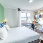 Break & Home Clermont-Ferrand - Les Carmes Dechaux Appart\'Hotel