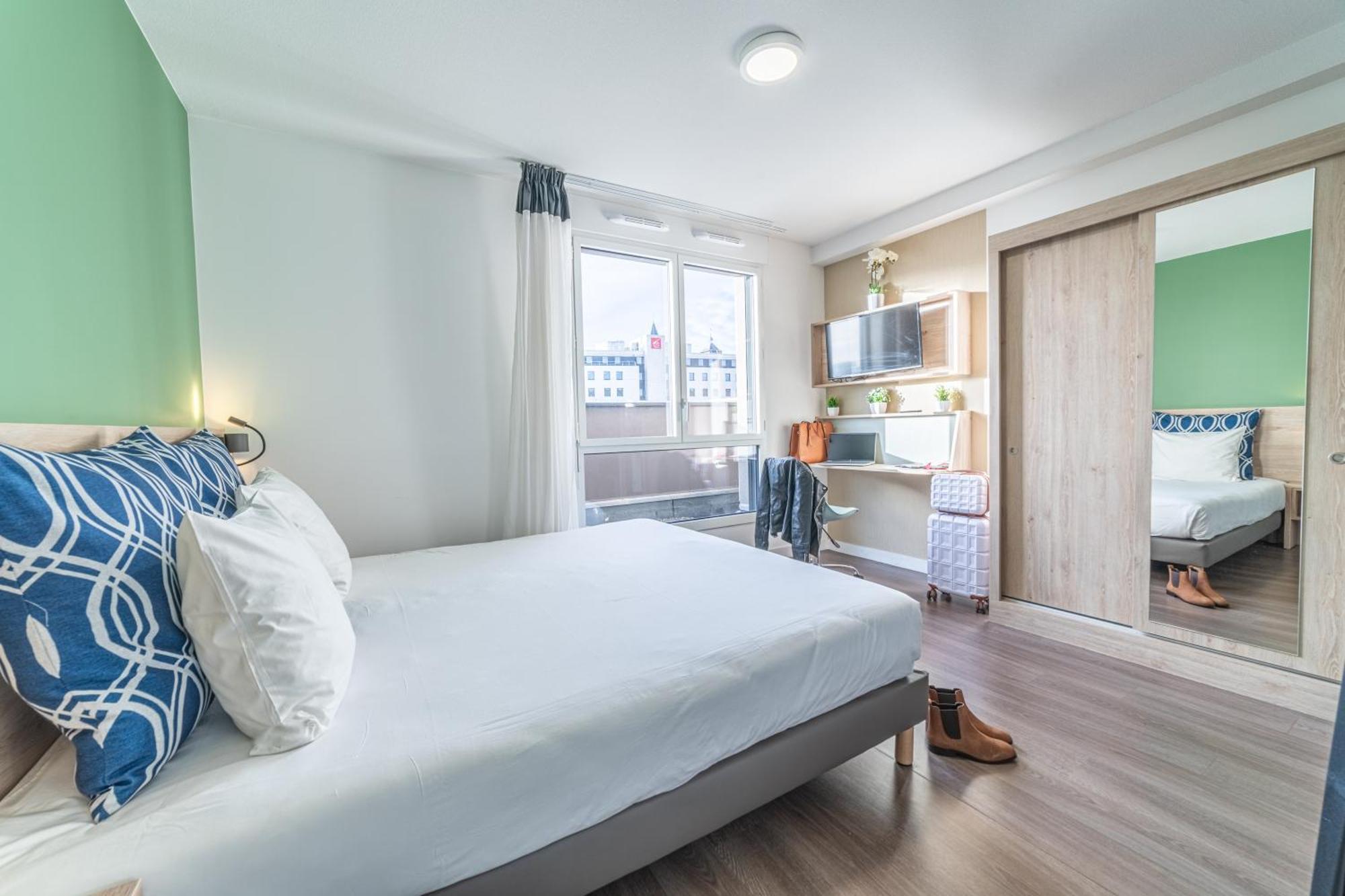 Break&home Les Carmes Dechaux 3*